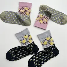 レトロ民族風 ダイヤモンドパターン 花柄ソックス【秋冬用・カラーブロッキング・ミドル丈】
