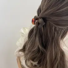 ヘアクリップ ハーフアップ お団子ヘア ハイポニーテール クリームカラー ミディアム 少ない髪にも ボリュームアップ 簡単アレンジ 後ろ髪