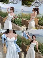 赤いキャミソール【胸パッド付き・フリルデザイン・スタイリッシュ】（セットアップ対応）