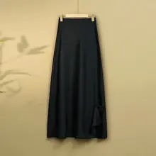 ハイウエストのシルエットを強調する中長丈サテンスカート【フィッシュテール・春夏用】