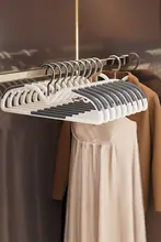 省スペース 短型ハンガー【滑り止め・肩口保護・家庭用】