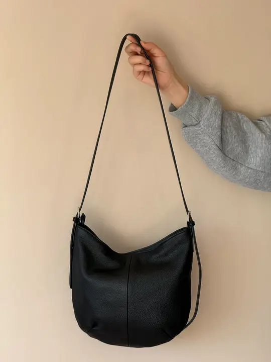 トートバッグ レディース 本革 斜め掛け 手提げ シンプル 上品 着回し