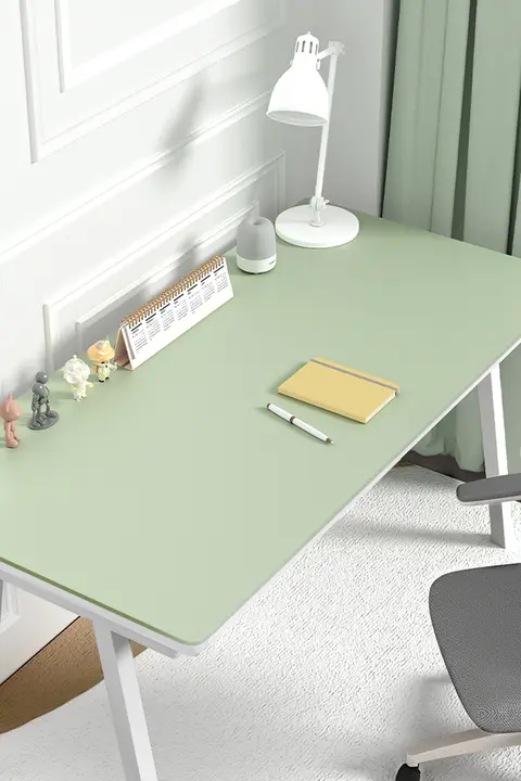 子供用学習机マット【防水・防油・目に優しいデザイン】