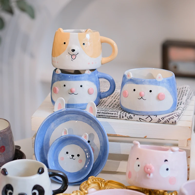 かわいい動物デザインの水杯【手描き・ブルーとピンクのウサギ・陶器製】（セットアップ対応）
