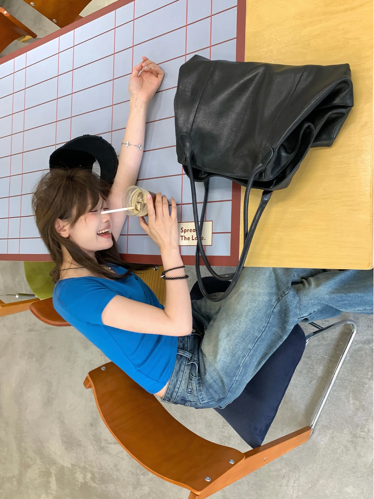 トレンドフェミニンの定義は？春の1着で答えを出す