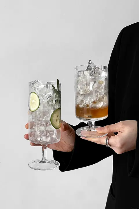 レトロデザインのストライプグラス【高脚・ジュース・アイスコーヒー・冷飲用】