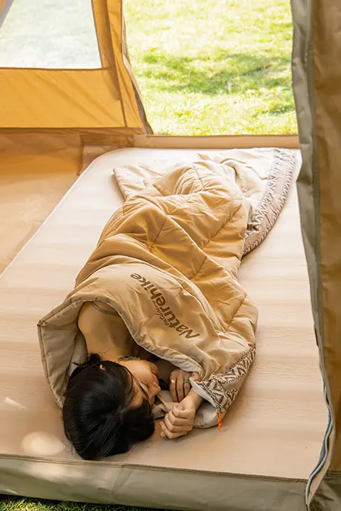 Naturehike 大人用 寝袋【アウトドア・キャンプ・旅行用・四季対応】