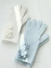 手作りフック編みバラデザインのウサギ毛手袋【極上の柔らかさ・冬用・タッチ対応】