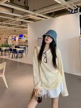 春にぴったりなイエローラインのラウンドネック長袖Tシャツ【レース切り替え・スタイル】とショートパンツ（セットアップ対応）