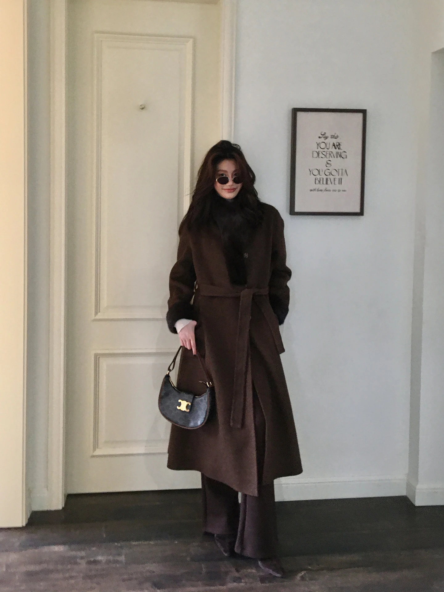 骨格ストレート フレアパンツ おすすめモデル：レトロデザインの高腰フレアパンツ