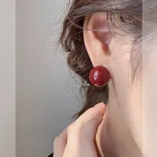 ヴィンテージボルドーレッド丸玉ピアス【秋冬用・高級感あふれるデザイン】