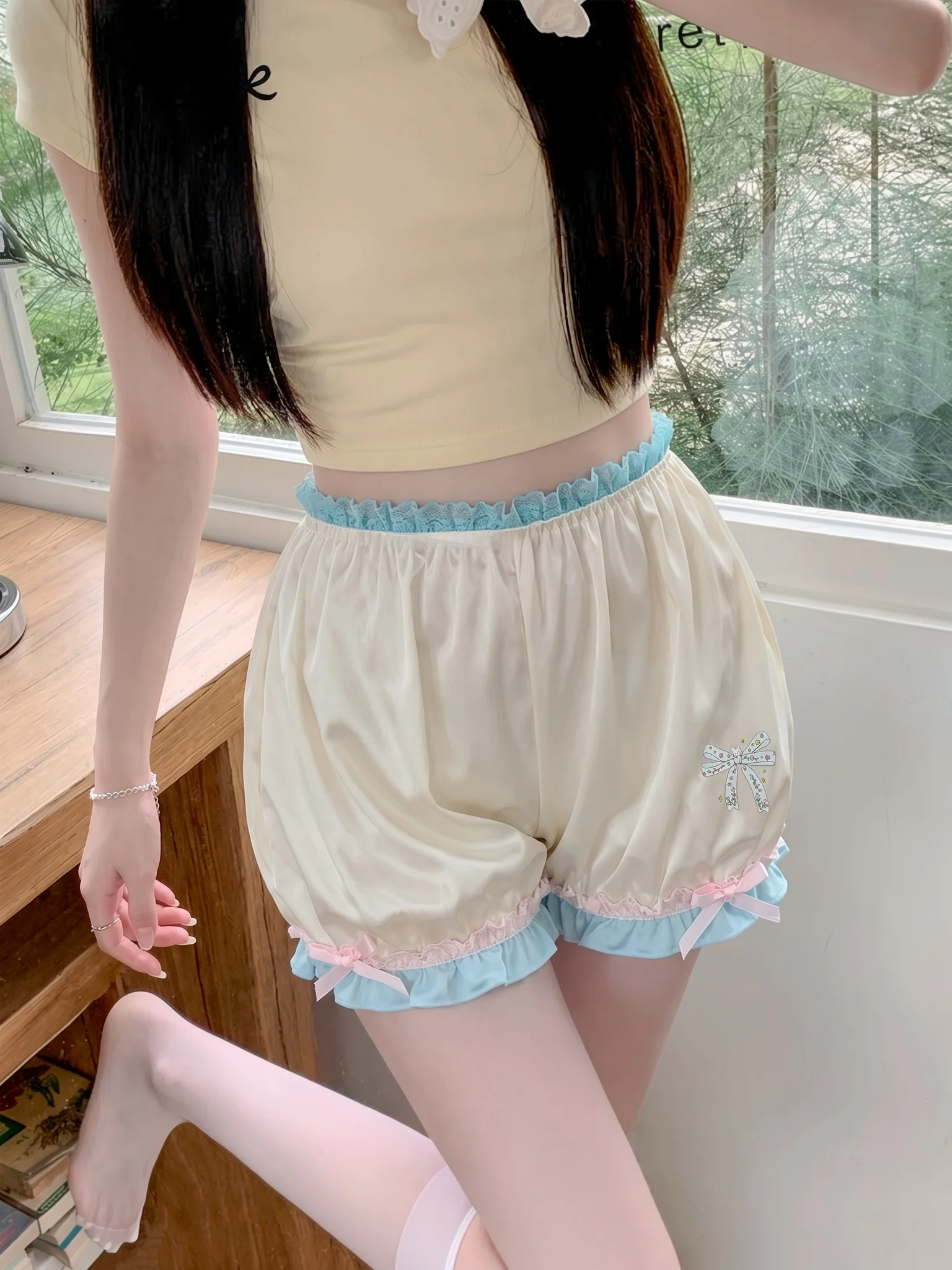高級感ある防透けサテンアイスシルク平角安全パンツ：パンツ 盗撮 に適した女性用安全下着の実用性解析