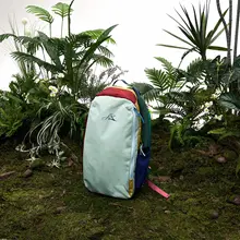 アウトドアリュックサック【登山・ハイキング・軽量・大容量・女性学生用】