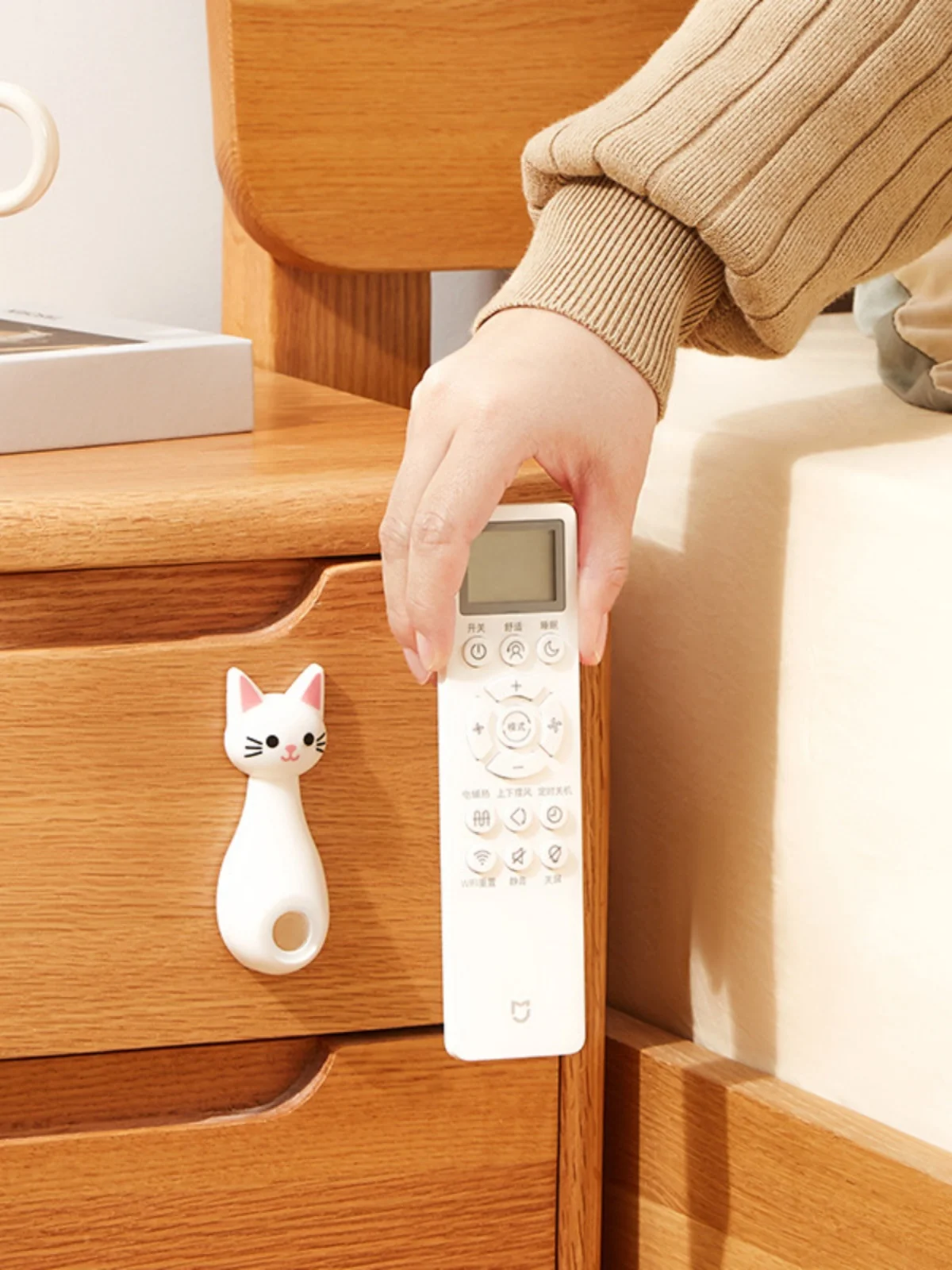 強力磁吸リモコンフック：DIYキットとしての実用性と設置の利便性