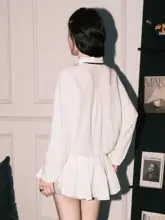 シルクスカーフ付きカラー翻领カジュアル長袖シャツ【女性用・オーバーサイズ・秋用・スリムフィットデザイン】