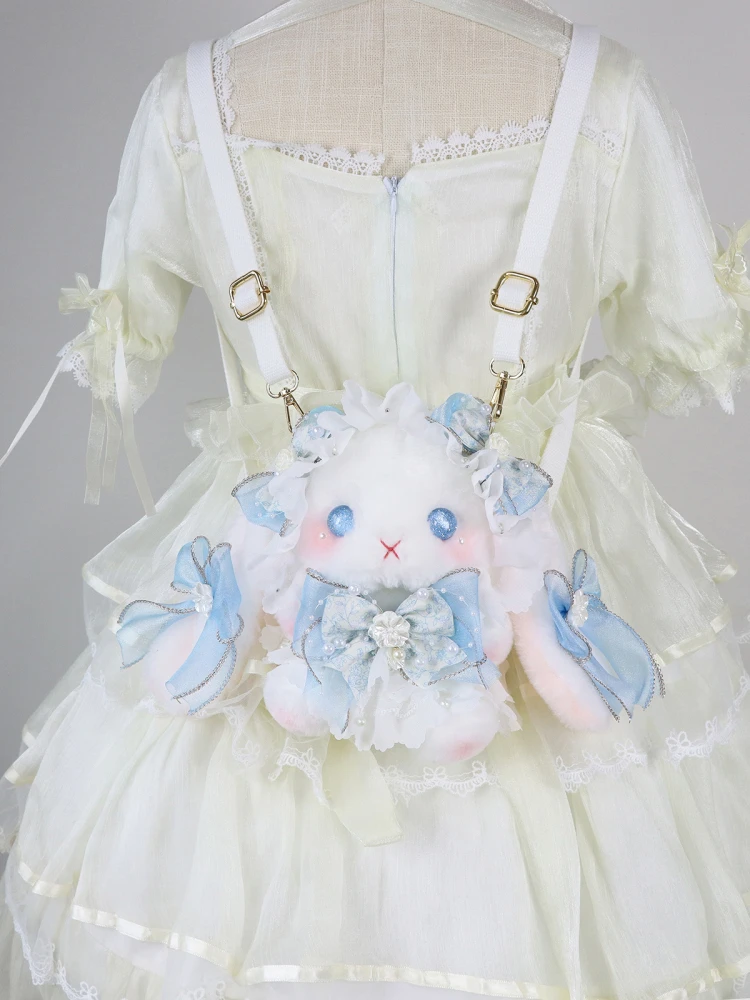 可愛い毛糸のウサギのぬいぐるみバッグ：リボンとパール装飾で女性らしさを表現