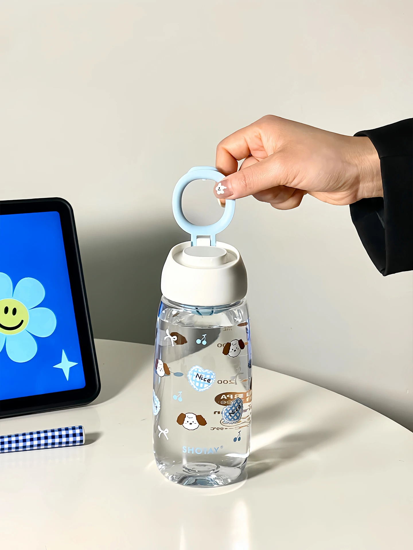 夏用トライタン製プラスチック水筒：高温耐性とティーセパレーター付きの460ml水筒の実用性