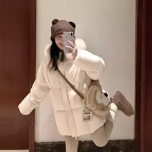 白色フード付き大毛皮襟の短めダウンジャケット【女性用・冬季・おしゃれなデザイン】