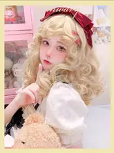 可愛らしいロリータ風ドールヘア【金茶色・ふわふわなショートカール・前髪あり】