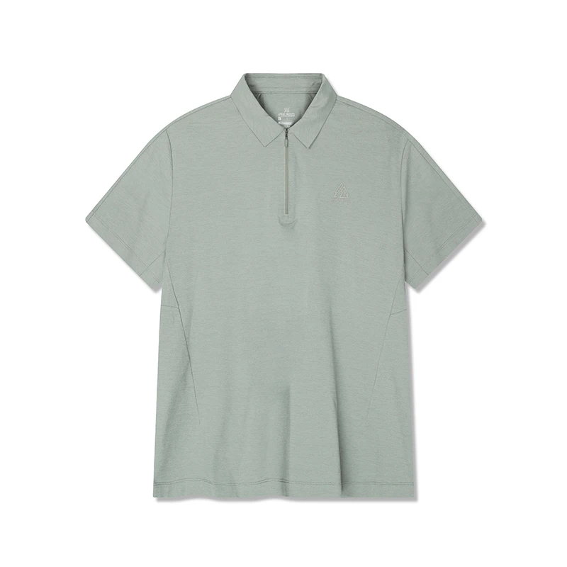 快適さを追求したスポーツTシャツ：高級スポーツウェアとしての実用性とデザインのバランス