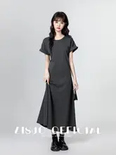 シンプルなデザインのグレー半袖ワンピース【ウエストシャーリング・ロング丈】