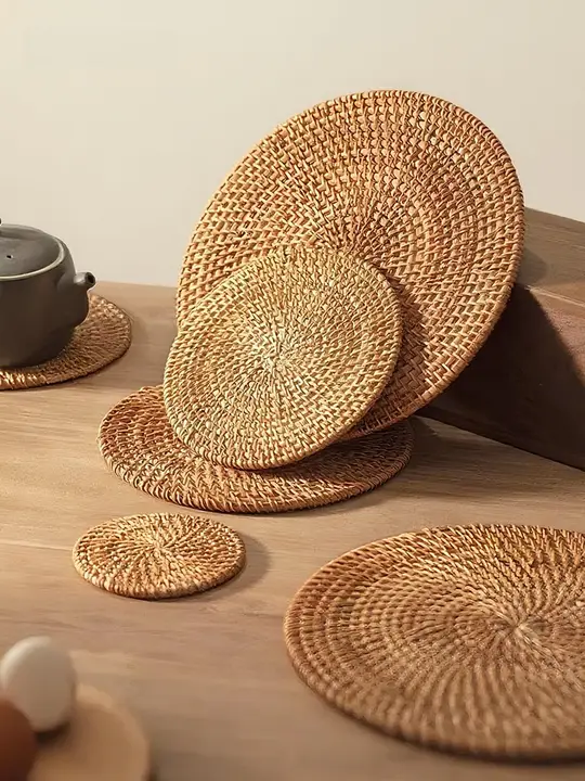 厚手のラタン製テーブルマット【熱絶縁・防滑・高温対応・家庭用】