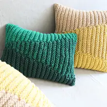 手作りコットン編みストライプクッション【グラデーション・ホテル用・腰枕・大判】