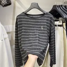 レトロストライプ長袖Tシャツ【ゆったりとしたフィット・ラウンドネック・カジュアル・ウール混】