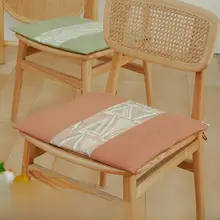 防滑仕様の椅子用クッション【家庭用・オフィス用・四季対応】