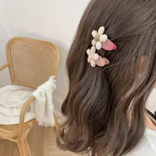 立体フラワーデザインのヘアクリップ【小型・前髪用・流行のヘッドアクセサリー】