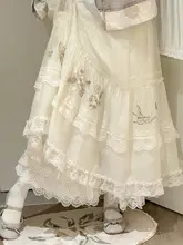 華やかな刺繍のティエンシスベージュスカート【上品なレース・普段使い・ボトムス】