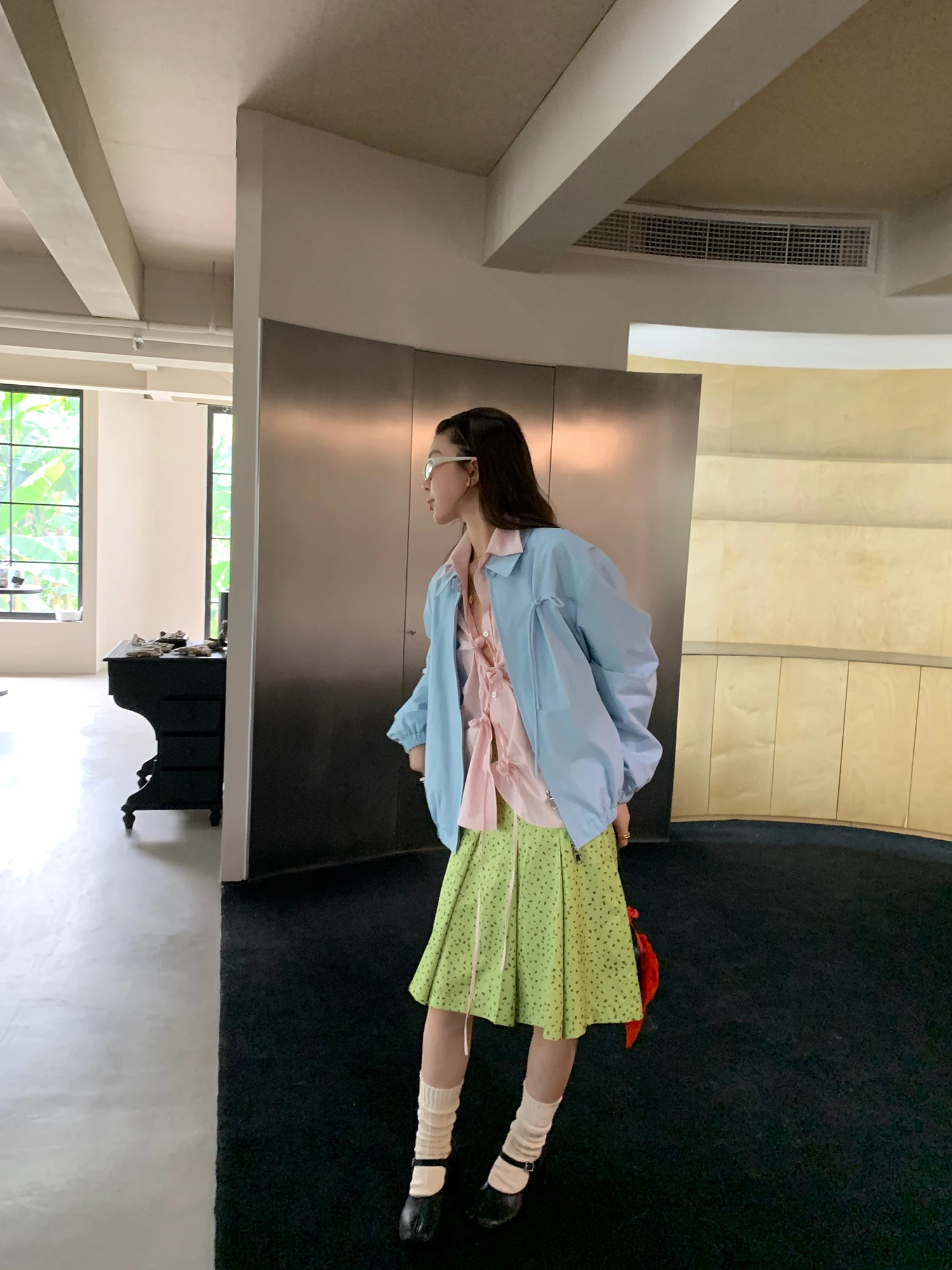 20代後半の春ファッションで迷ったら、この1アイテムで解決できる？