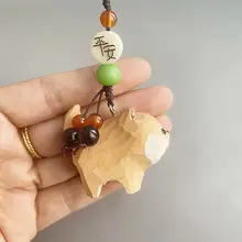 可愛い木彫りの犬のストラップ【柴犬・秋田犬・桃の木製・誕生日ギフト】
