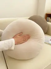 耳元にフィットする柔らかいクッション【シンプルデザイン・安心感・用】