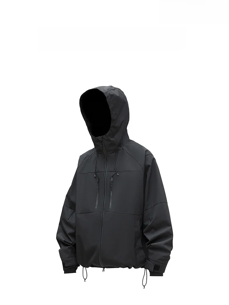 「all weather parka」は本当に必要？春秋にも使える防風防水ジャケットの選び方