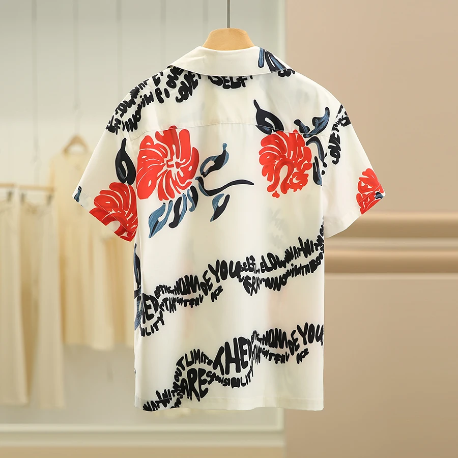 5月末にどんな服装が旬か？花柄シャツで通勤と夏の準備を完璧に