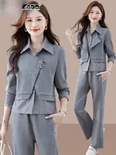 おしゃれな灰色のフリースジャケットとジョガーパンツ【春秋用・襟付き・重ね着風・極上の柔らかさ】（セットアップ対応）