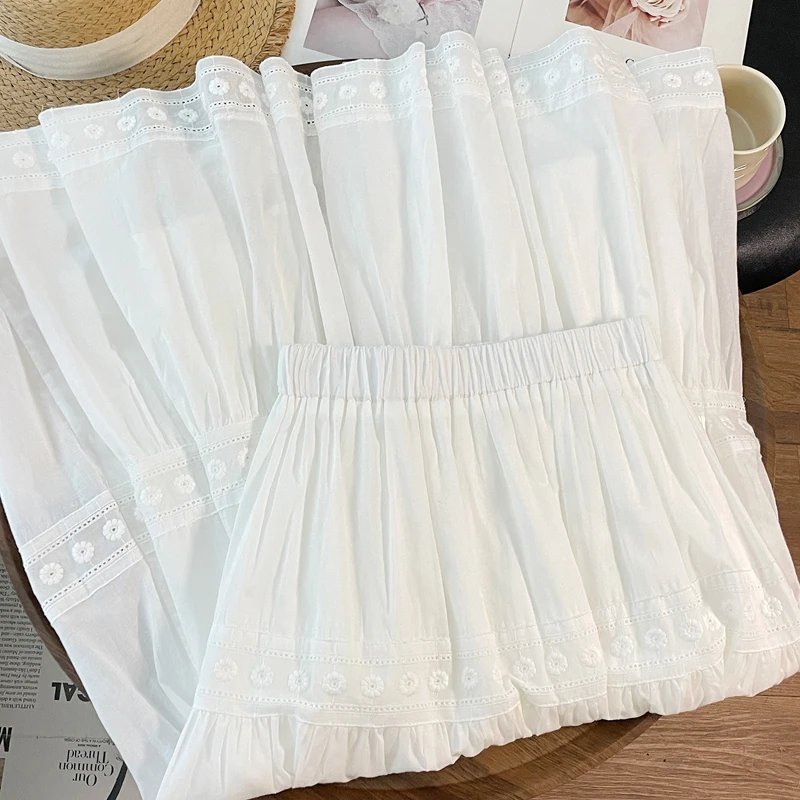 通勤の夏に何を着るか？レースエッジのAラインスカートが解決する「おとなっぽいカジュアル」の秘密