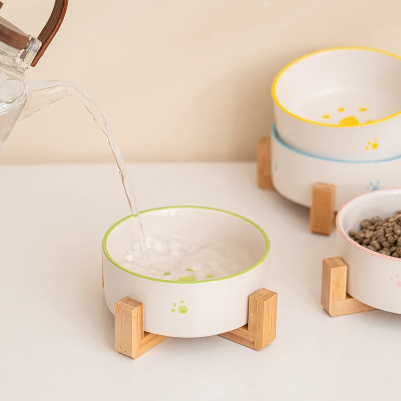 猫飼いが買ってよかったもの・悪かったもの正直に言う：猫用陶器食器cuello保護・防打翻の設計原理