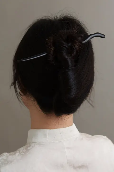 天然黒檀木使用のヘアピン【日常通勤・高級感ある古風デザイン】