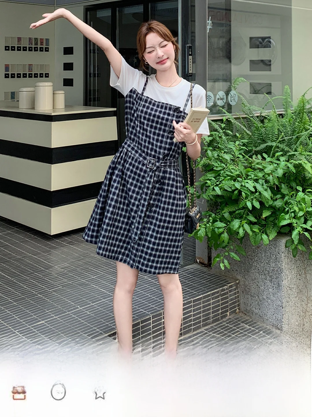 写真で服を探すとき、本当に見つかるのは「見た目」なのか？