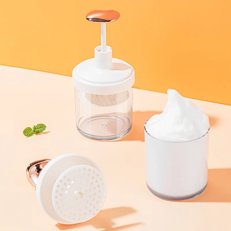 洗顔泡立てを選ぶべき理由は？実は「泡立て器」が美肌の第一歩を決める