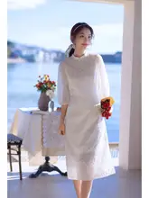 デザイン性の高いホワイトカラーの改良版チャイナドレス【春季用・女性用】