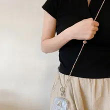 華やかなクリスタルの長いスマホチェーン【夏用・おしゃれなビーズデザイン・防止紐付き・女性向け】