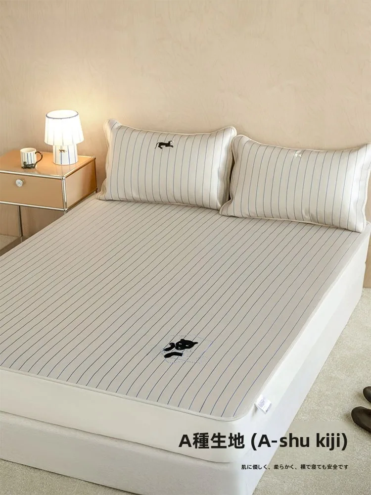 ブラックパンサー冷感寝具：アイスシルクによる夏の快適な眠りを実現