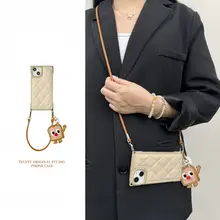 レトロダイヤモンドパターンのトーストチャーム付きiPhoneケース【適用機種：iPhone 15 Pro Max・iPhone 14 Pro・iPhone 13 Pro Max・iPhone 12 Pro】【カーキ】
