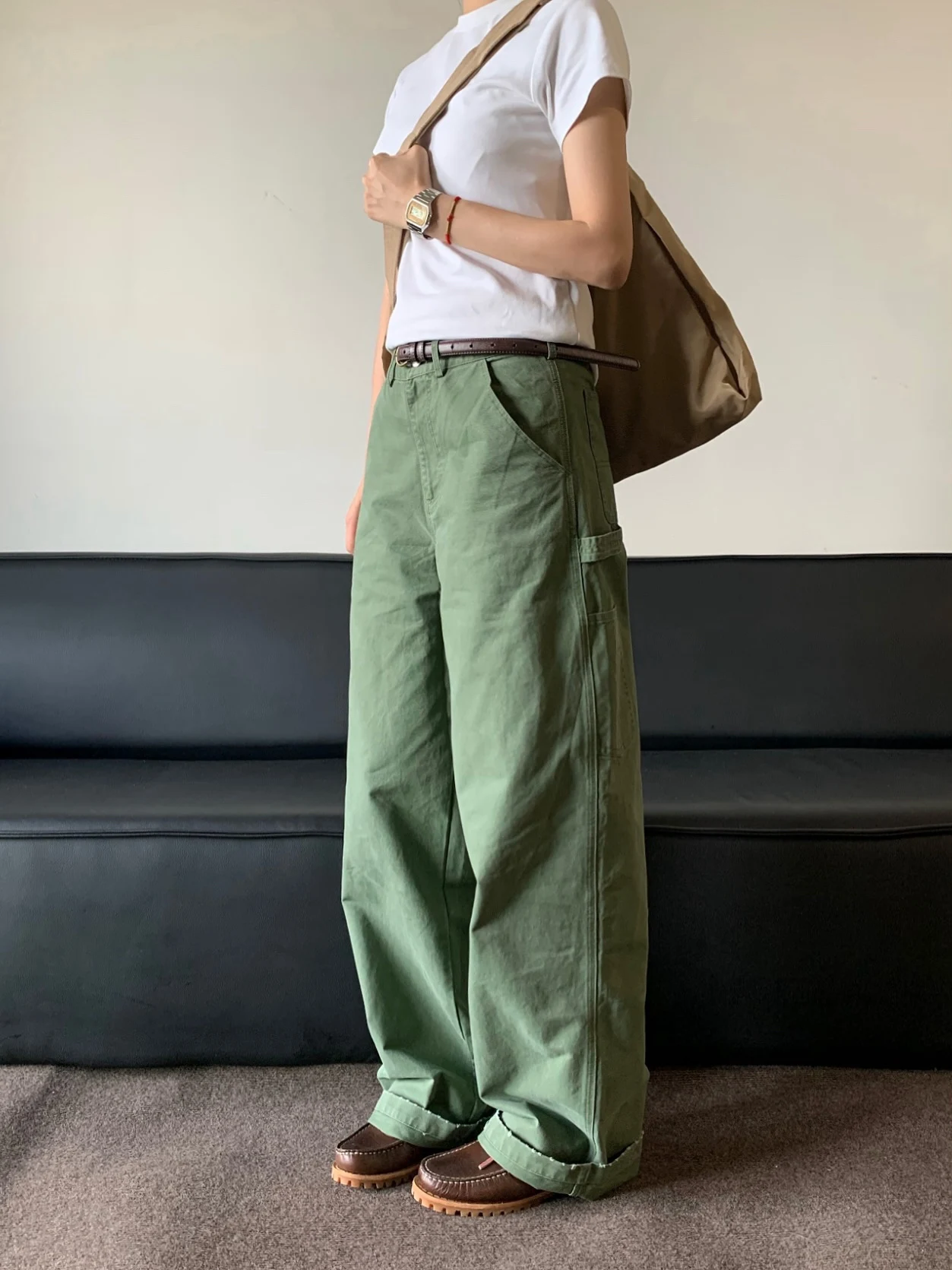 カーゴパンツ コーデ レディース 失敗しない通勤・日常コーデ完全ガイド