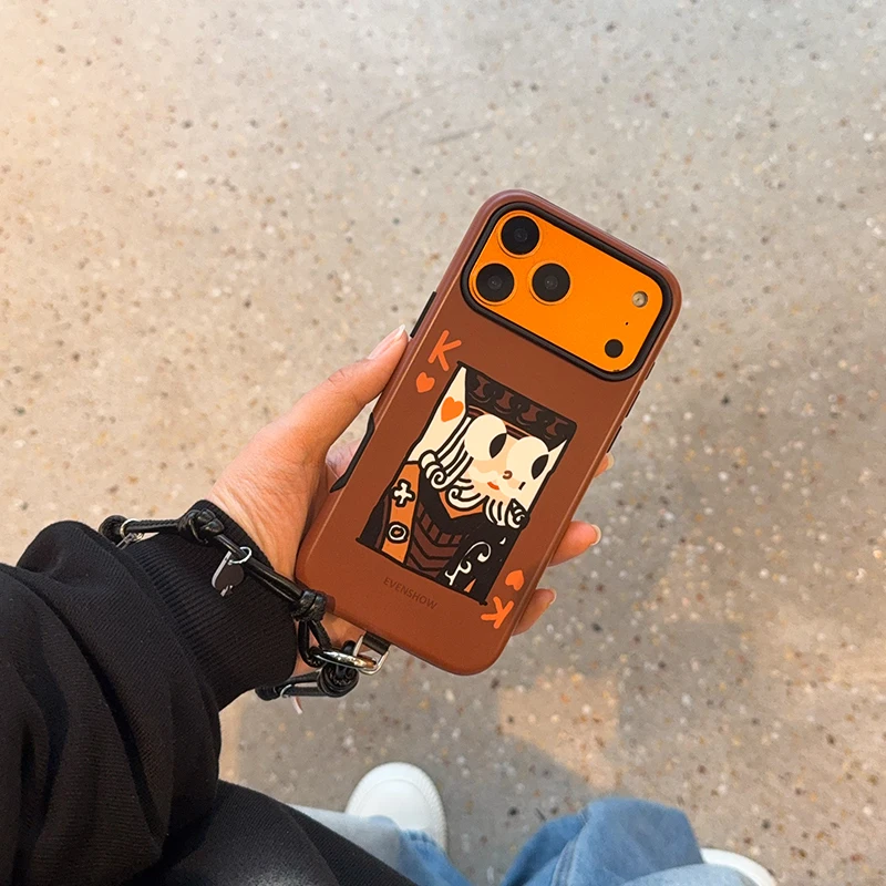 iPhone14 手帳型ケース かわいい：ストラップ付きのPC素材ケースの実用性とデザイン解析
