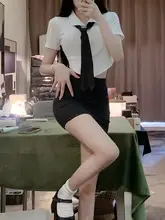 女性用デザイン性のあるショート袖シャツ【フィット感・ウエストマーク・白】