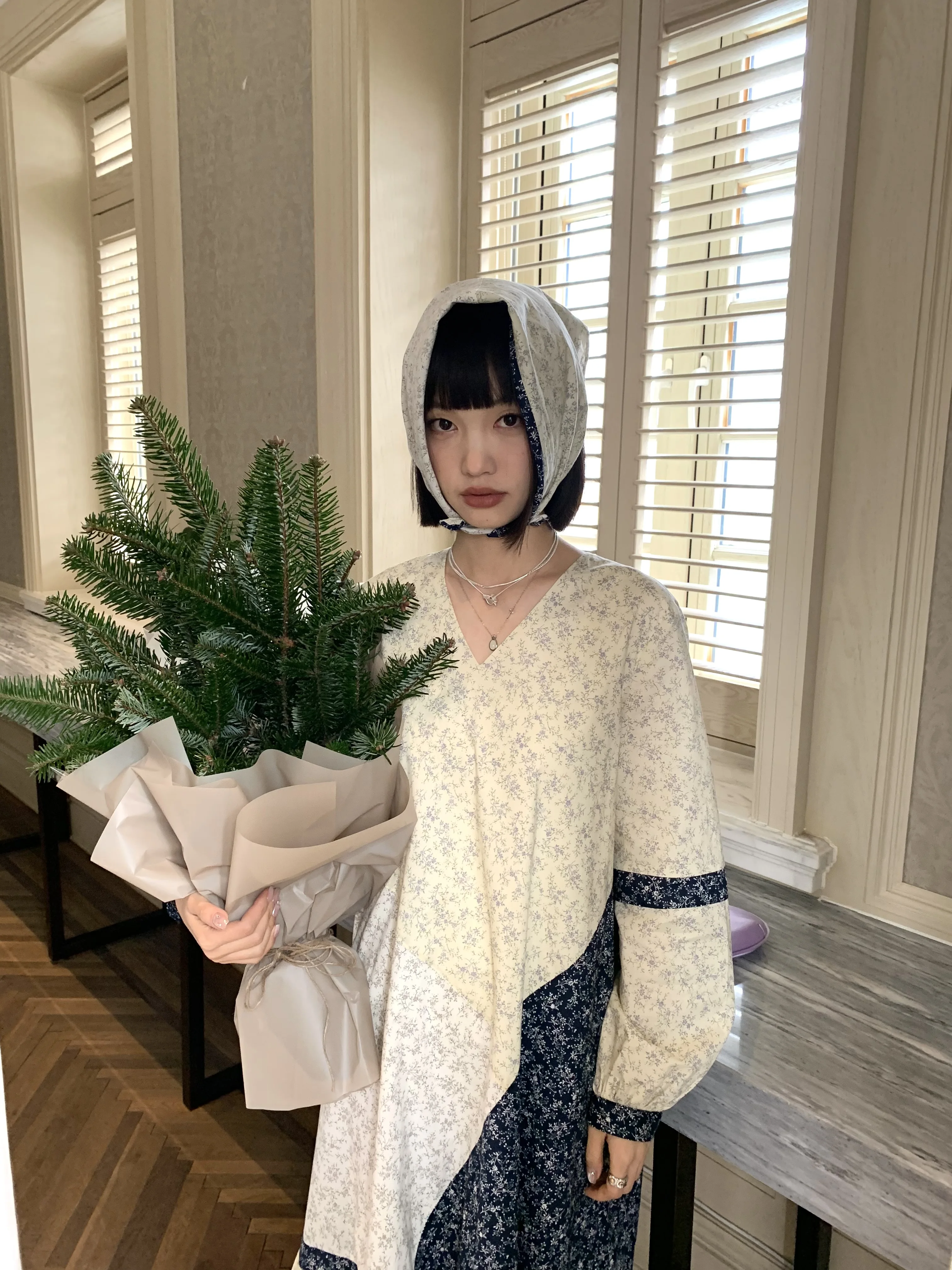身長150cmの女性が着ていてもバランスの取れた長身ワンピースは？
